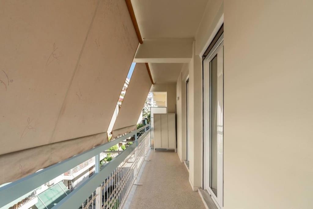 Bright & Airy 2Bd Apt Close To National Garden Atenas Exterior foto